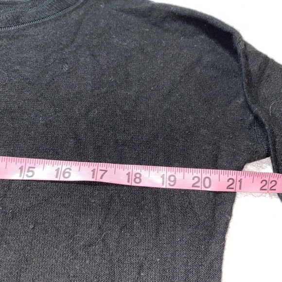 Banana Republic Merino wool Sweater - Picture 4 of 9